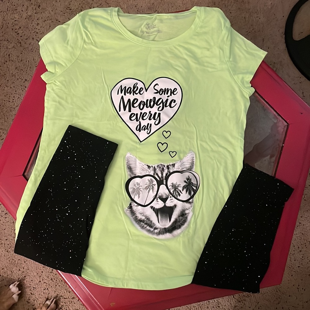 Girls Outfit t shirt Justice14/16 & Glitter leggings black 14/16